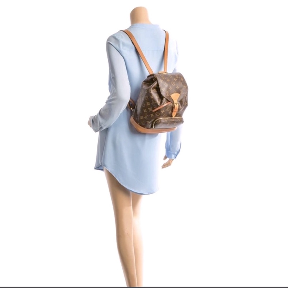 🤎Authentic LV Montsouris MM Backpack🤎 - Picture 14 of 14